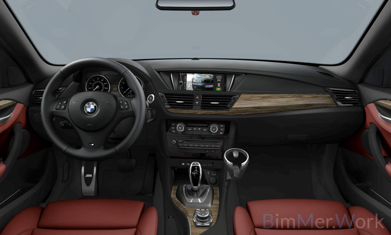 Interior of BMW X1 sDrive28i (Sports Activity Vehicle (5 Doors)), VIN WBAVM1C5XDVW44344